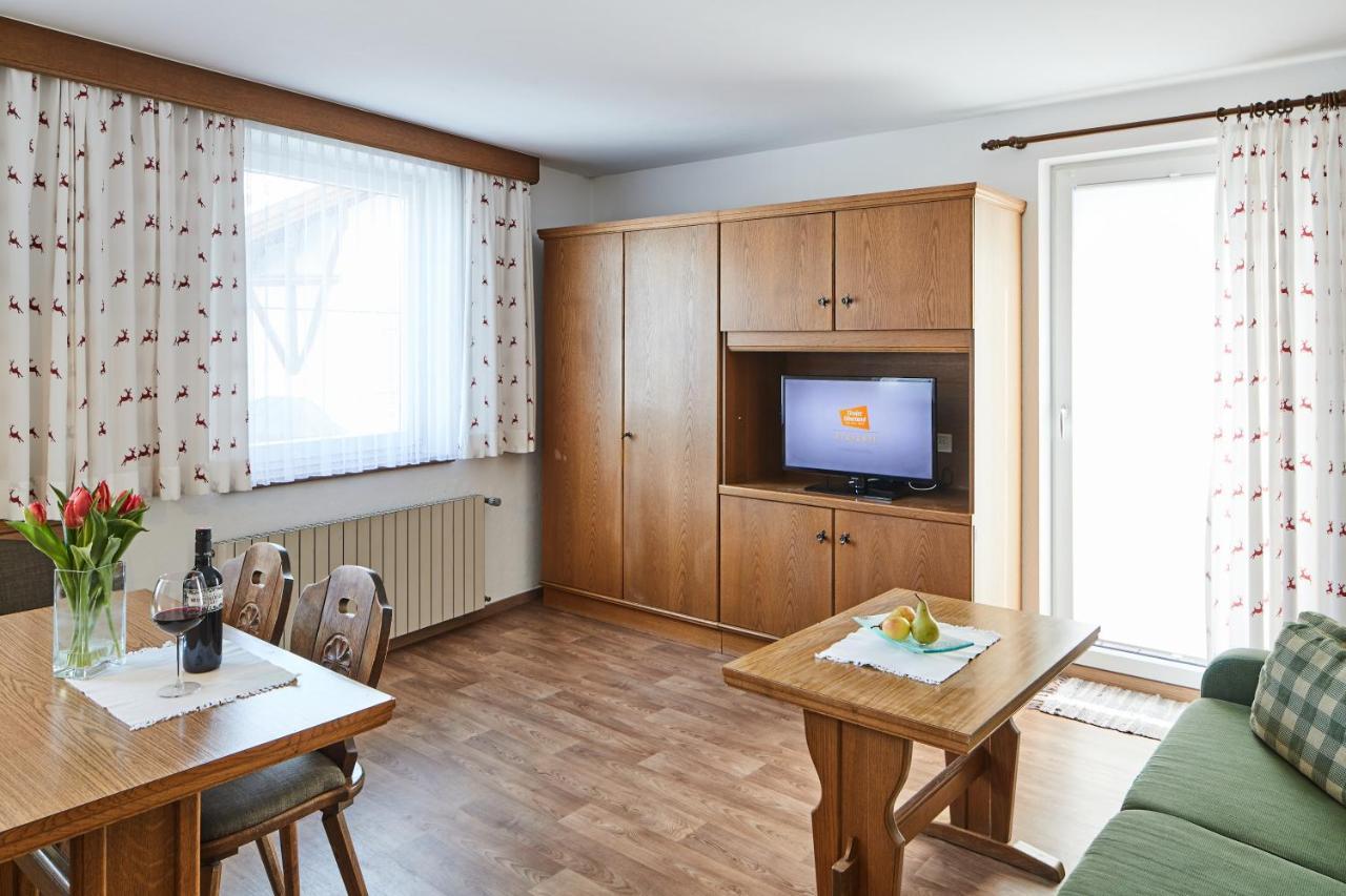Appartements Sailer Prutz Exterior photo