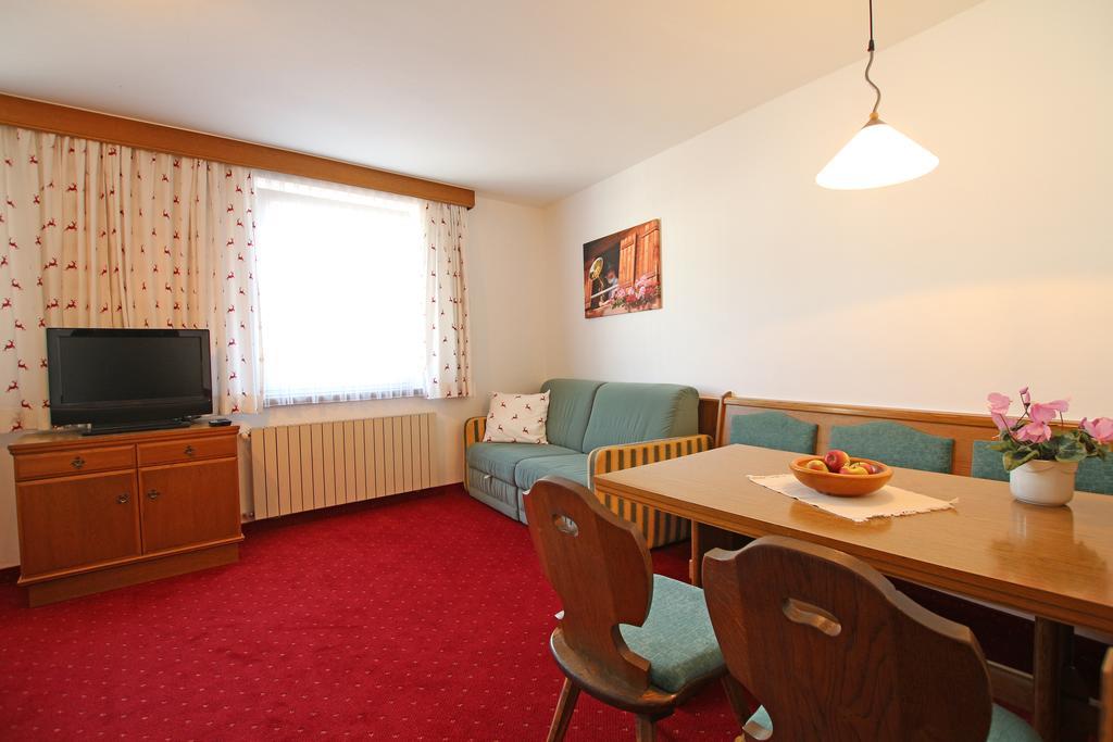 Appartements Sailer Prutz Exterior photo